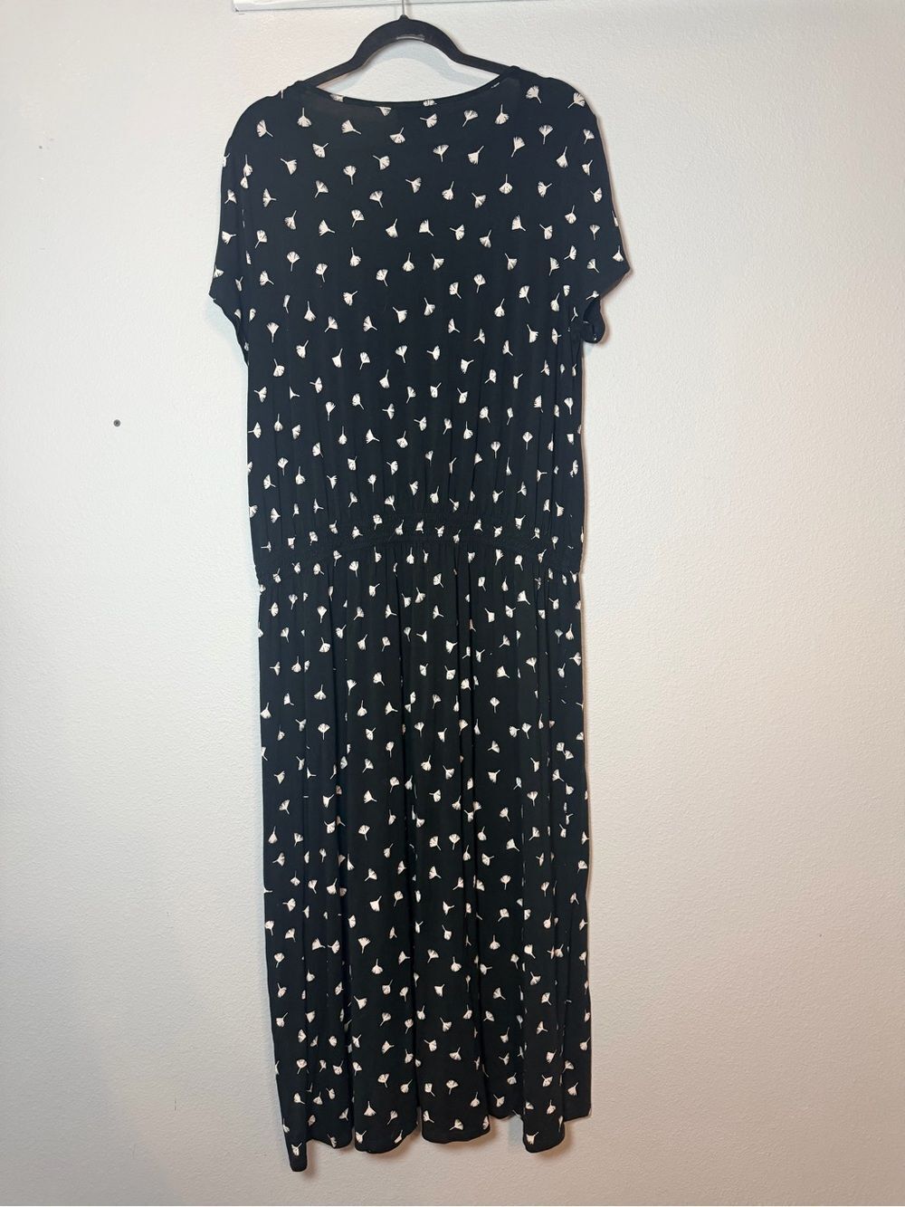 J. Jill Wearever Collection Floral Maxi Dress Large Dandelion Black White - Picture 6 of 8